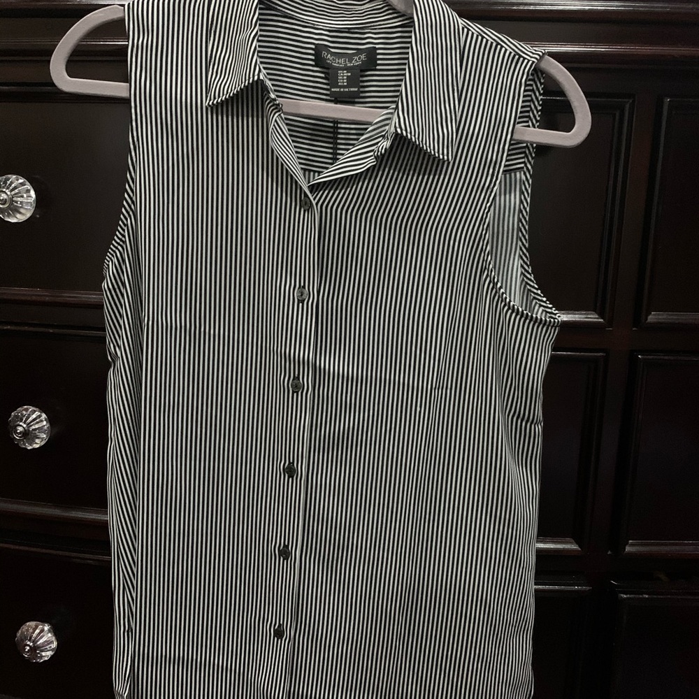 Sleeveless button up dress shirt